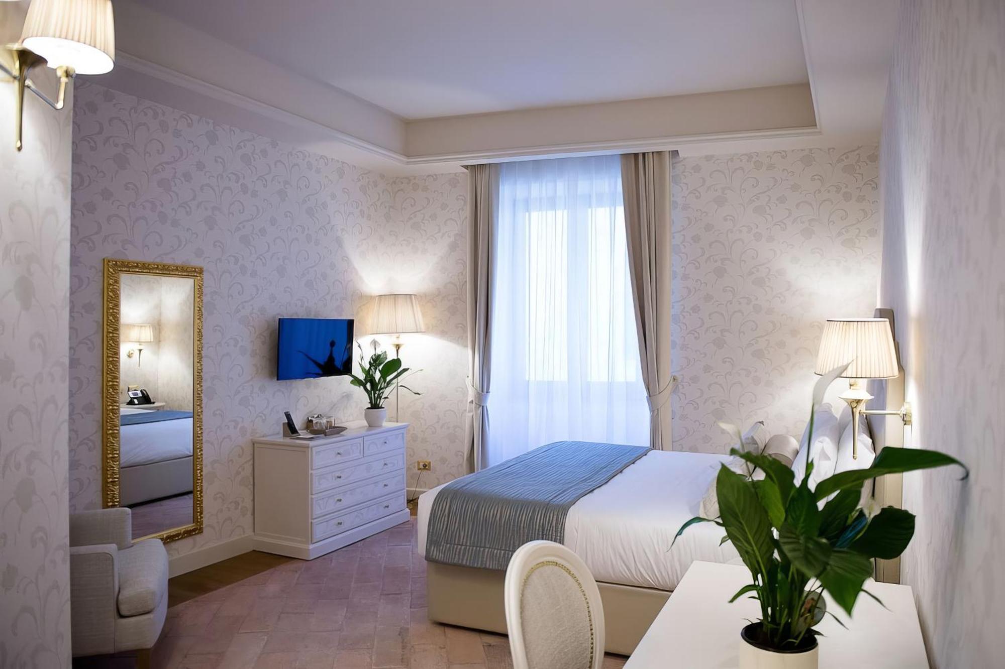 Palace Hotel